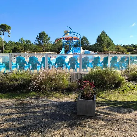 Mh 201 Agreable Et Equipe 2ch Dont Parentale Et 2sdb Avec Vue Sur Foret Dans 4 Etoiles * Saint-Julien-en-Born